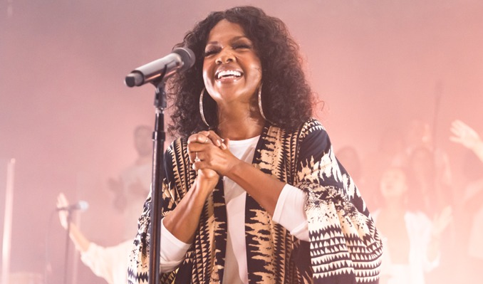 CeCe Winans