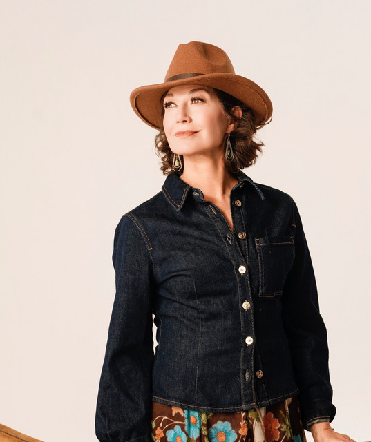 Amy Grant tickets in Glenside
