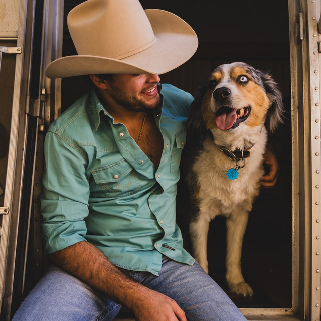 Clay Hollis tickets in Helotes