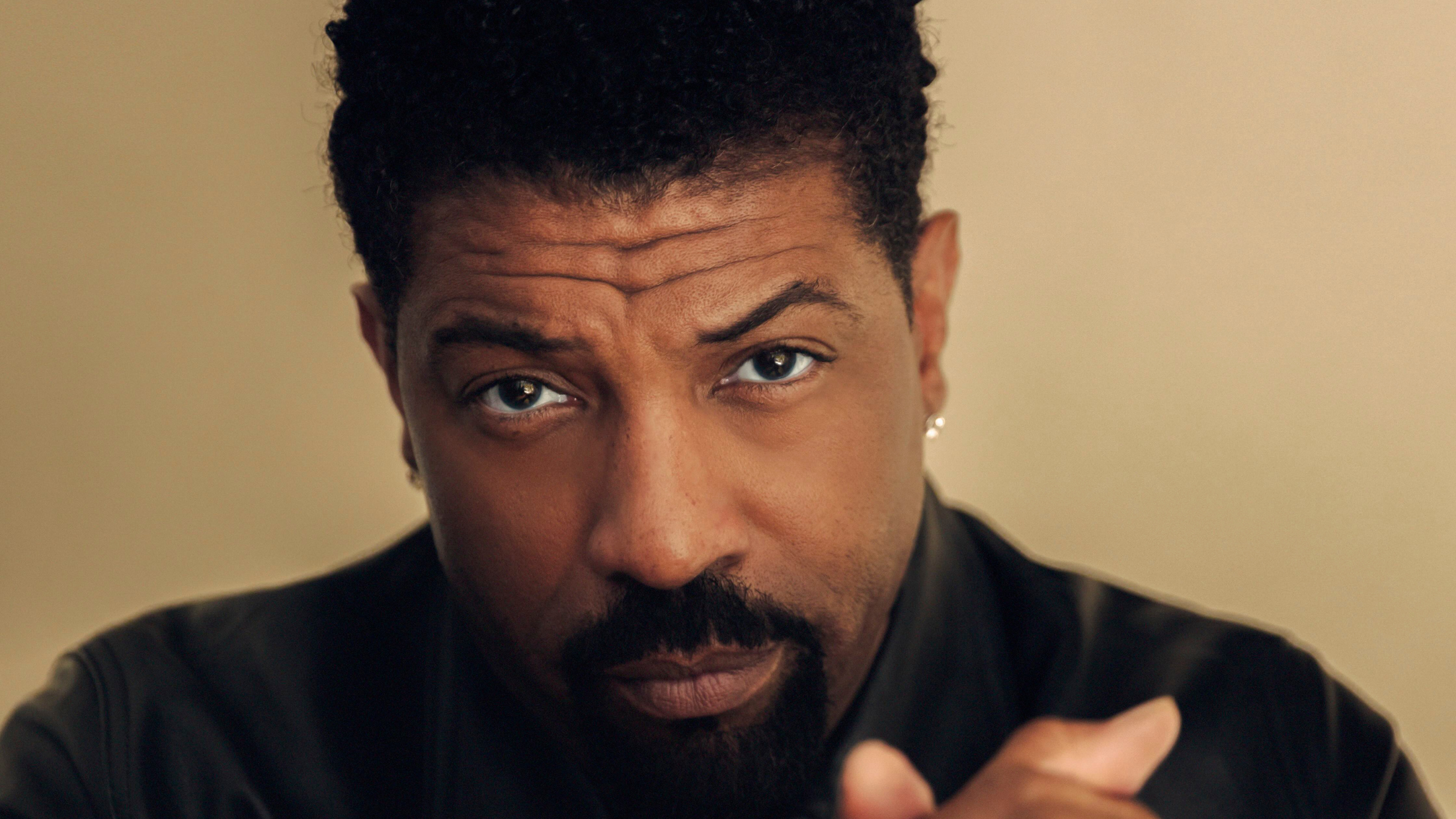 Deon Cole tickets in Highland