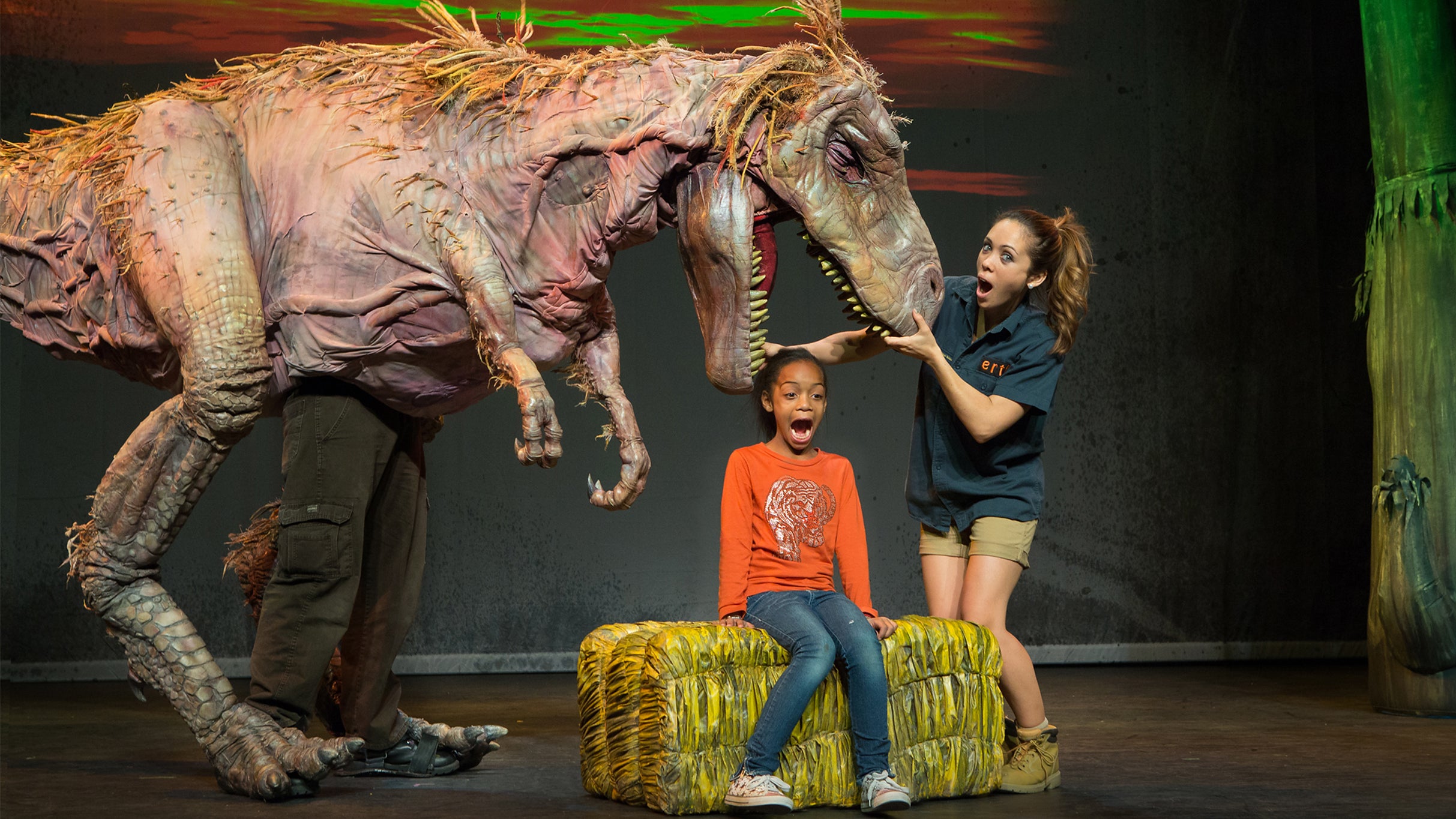 Erth's Dinosaur Zoo tickets in Englewood
