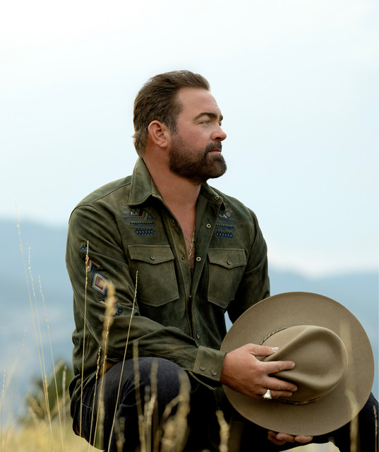 Lee Brice tickets in Crown Point