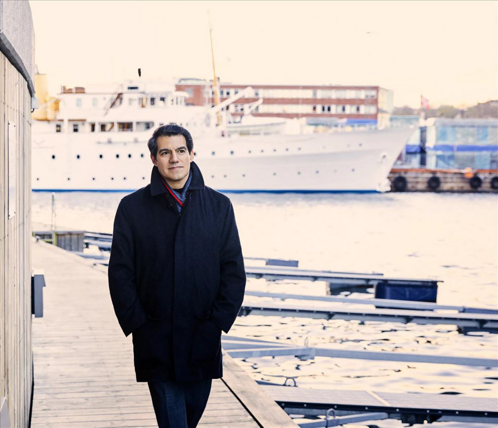 Columbus Symphony: Miguel Harth-Bedoya - Barber's Adagio & Elgar's Enigma